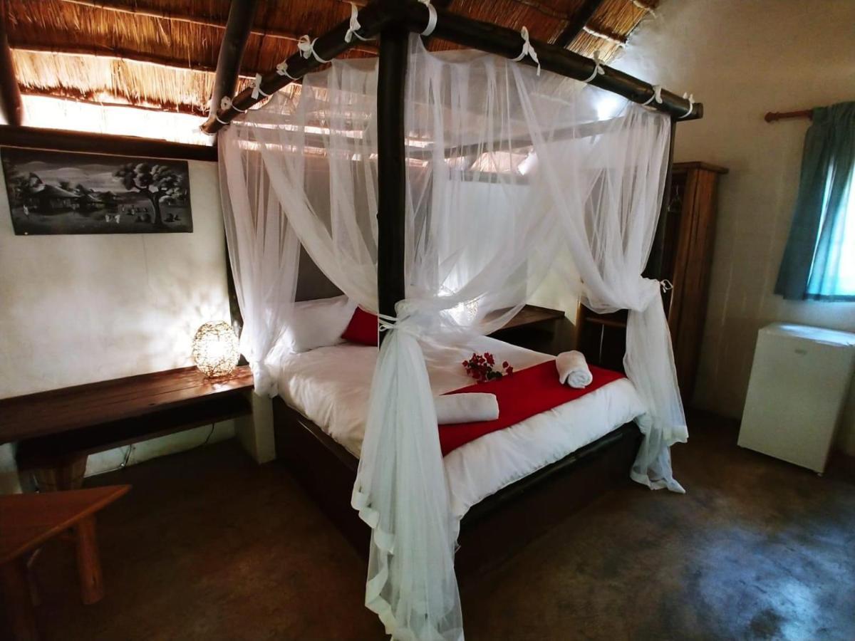 Pumusa Bushcamp Hluhluwe Kültér fotó